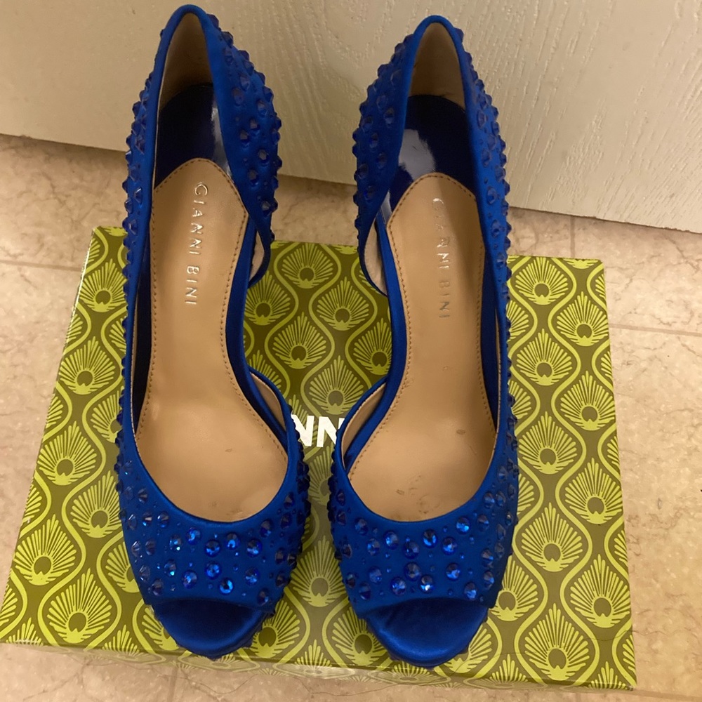 Gianni Bini  Deep Royal Blue heels